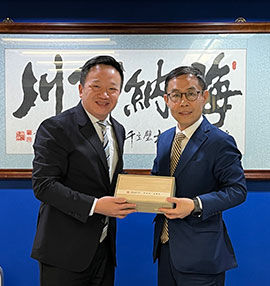 海學聯與青科協在海學聯會所接待來訪的重慶市人力資源和社會保障局訪港團